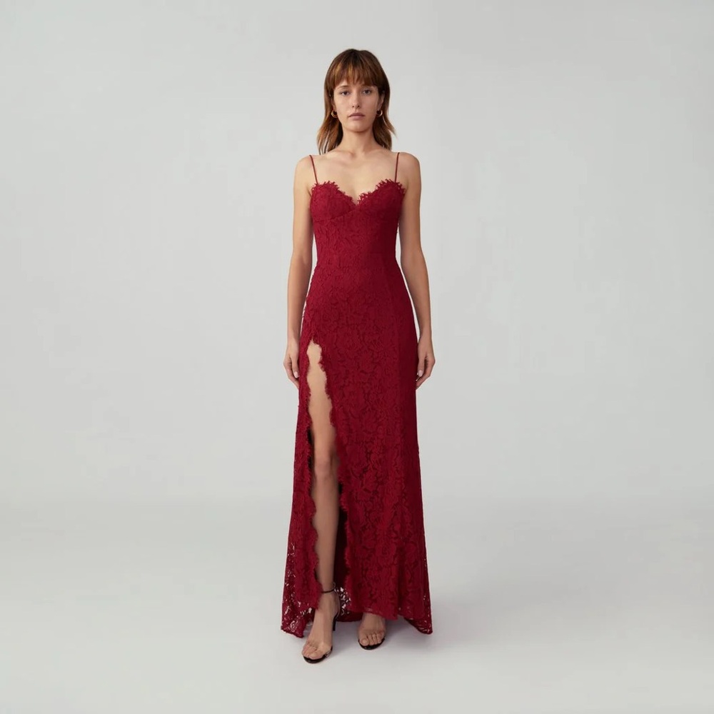 Fame & Partners Everett Lace Gown
